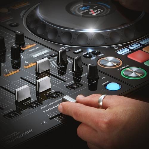 Smooth Scratching and Durable Fader